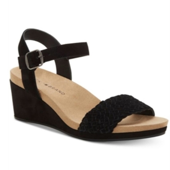 Lucky Brand Kenette Black and Tan Wedge Sandals Summer Shoes - Picture 1 of 11